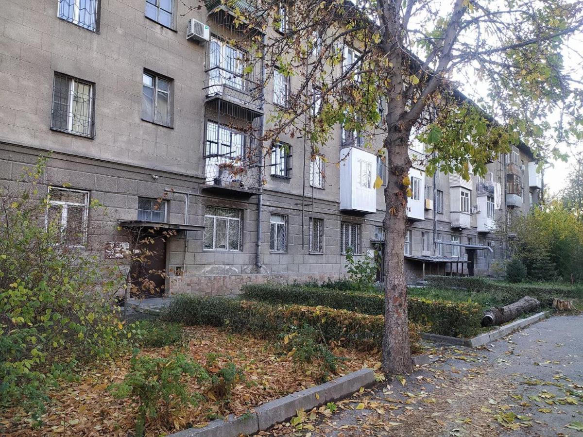 Aura On Erkindik Boulevard Бишкек Екстериор снимка